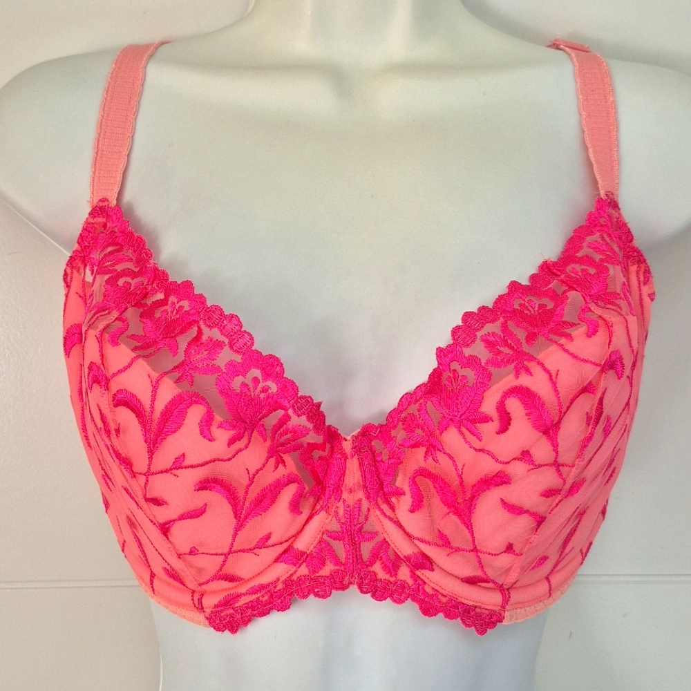 Vintage Victoria's Secret Pink Floral Lace Underwire Bra 36 DD